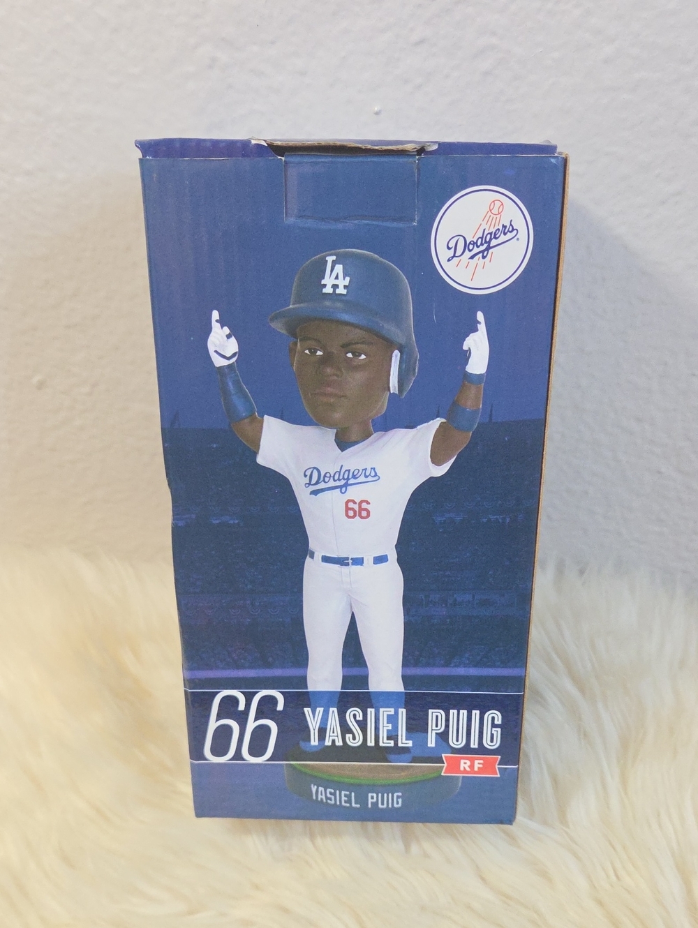 Yasiel Puig LA Dodgers 2014 Bobblehead SGA #66 Original Box Bank of America
